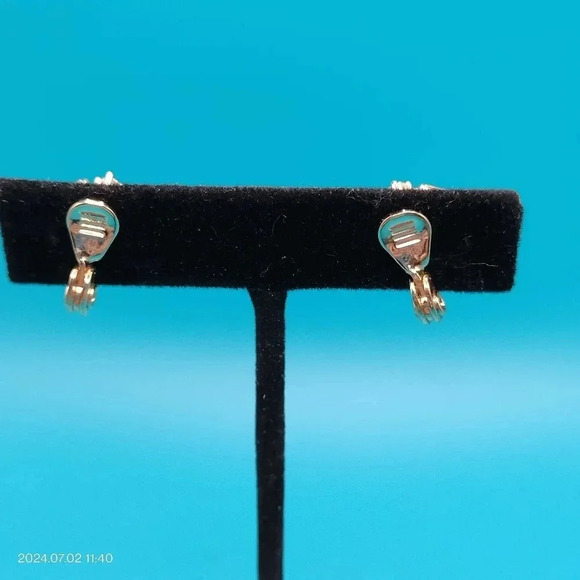 TJG Gold Tone Square Baguette Rhinestone Clip On Earrings - Picture 5 of 10